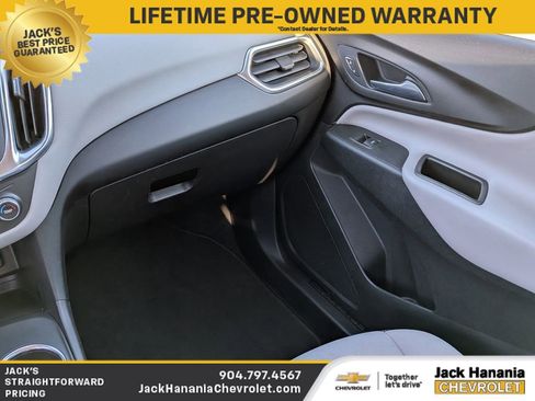 Used 2021 Chevrolet Equinox LS w/ LS Convenience Package image 16