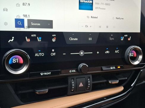 Used 2023 Lexus NX 350h AWD image 13