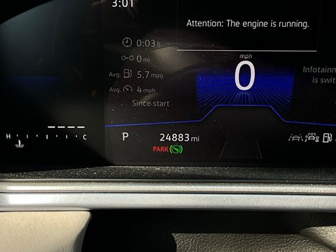 Used 2025 Volkswagen Taos SE image 40