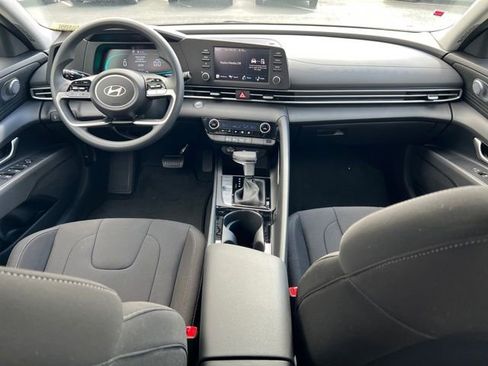 New 2026 Hyundai Elantra Hybrid w/ Cargo Package FWD image 10
