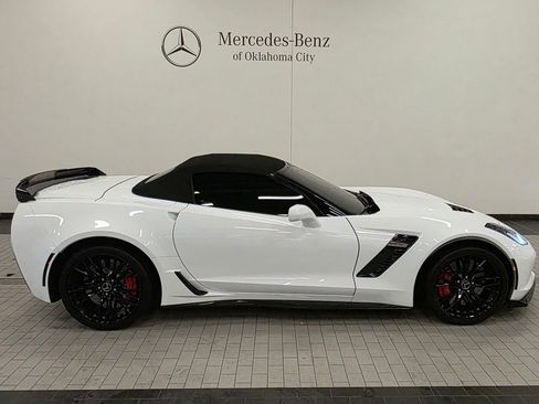 Used 2015 Chevrolet Corvette Z06 w/ 3LZ Preferred Equipment Group image 4