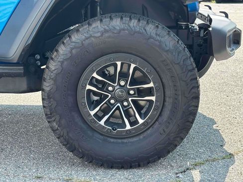 Used 2026 Jeep Wrangler Unlimited Sport AWD/4WD image 7