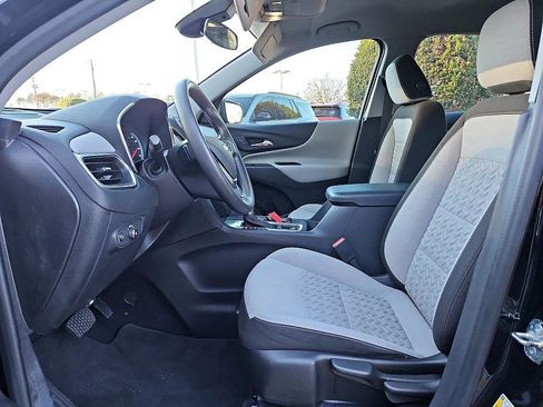 Certified 2024 Chevrolet Equinox LS w/ Midnight Edition image 9