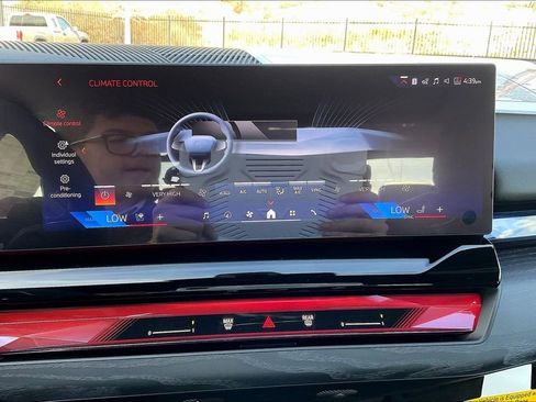 New 2026 BMW 550e xDrive AWD/4WD image 16