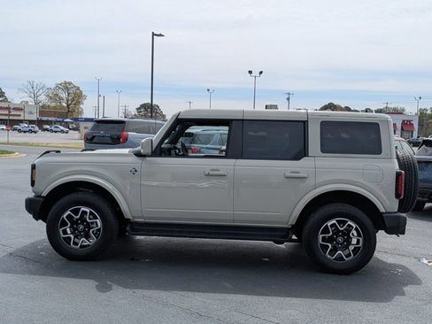 Certified 2025 Ford Bronco Outer Banks AWD/4WD image 5