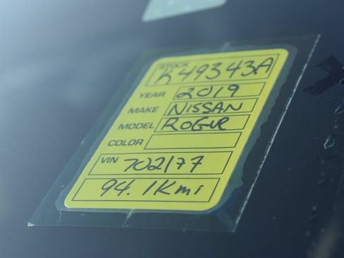 Used 2019 Nissan Rogue SV FWD image 37