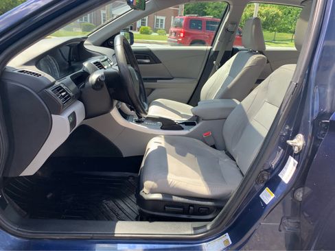 Used 2015 Honda Accord EX-L image 11