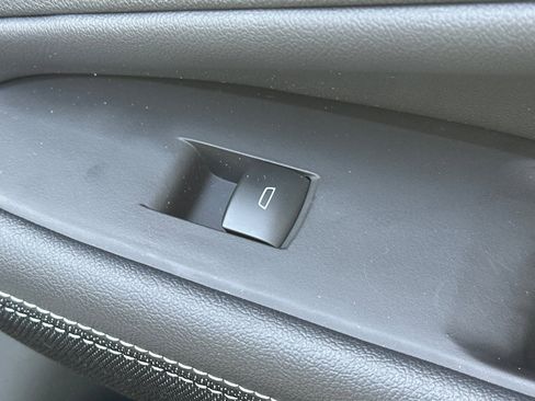 Used 2026 Chevrolet Blazer EV LT image 23