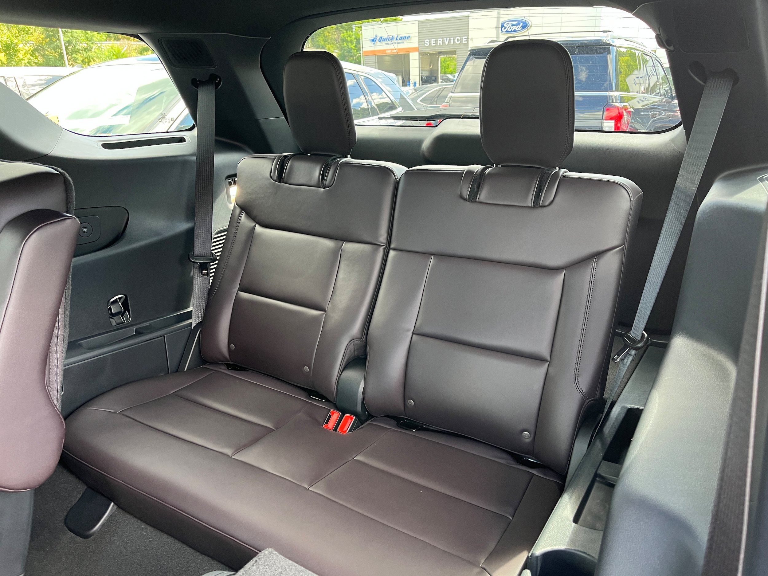 New 2027 Ford Explorer Platinum w/ LUX Leather Package AWD/4WD image 14