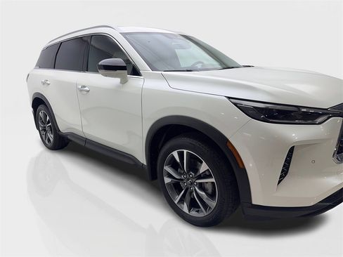 Used 2023 INFINITI QX60 Luxe w/ Cargo Package image 12