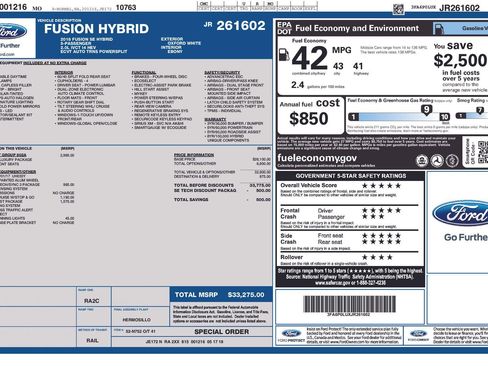 Used 2018 Ford Fusion SE w/ Equipment Group 602A FWD image 4