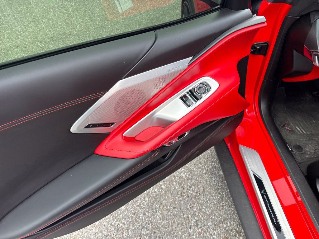 Used 2022 Chevrolet Corvette Stingray Premium Cpe w/ Z51 Performance Package RWD image 8