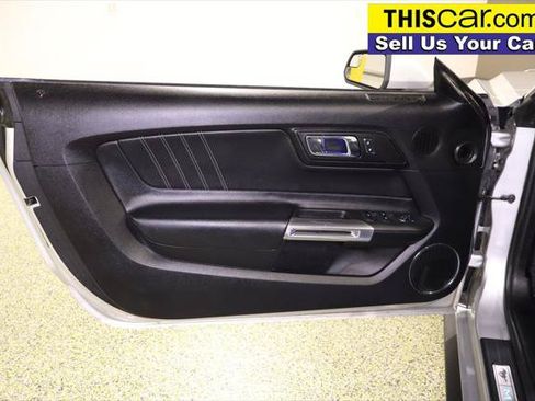 Used 2017 Ford Mustang GT Premium RWD image 33