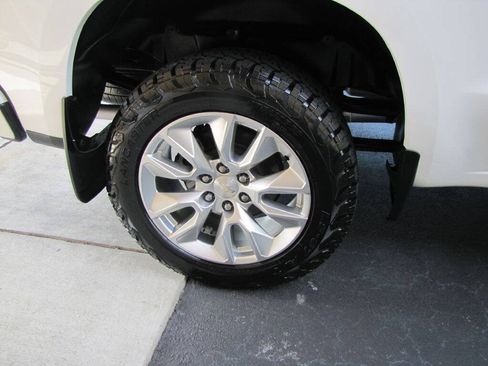 Used 2020 Chevrolet Silverado 1500 RST AWD/4WD image 26