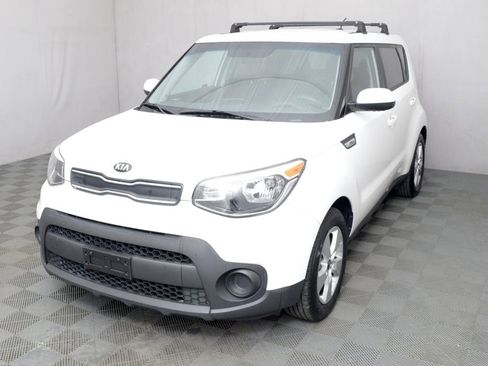 Used 2017 Kia Soul image 1