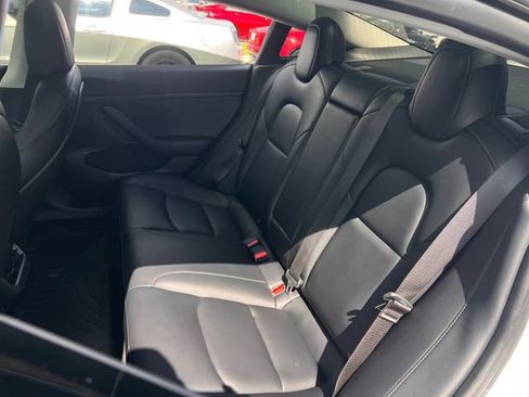 Used 2021 Tesla Model 3 Standard Range Plus RWD image 16