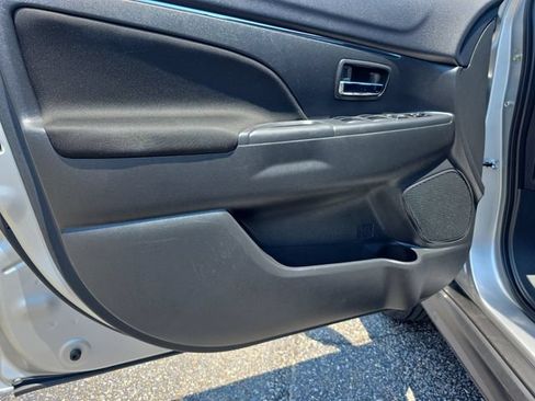 Used 2024 Mitsubishi Outlander Sport AWD image 18