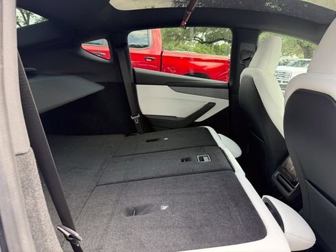 Used 2026 Tesla Model Y Long Range AWD/4WD image 17