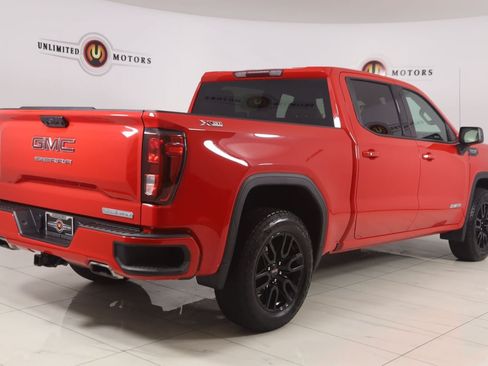 Used 2024 GMC Sierra 1500 Elevation w/ X31 Off-Road Package AWD/4WD image 3