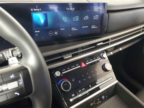 Used 2024 Hyundai Santa Fe SEL image 17