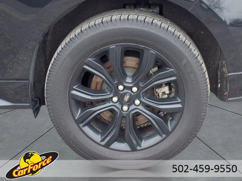 Used 2022 Ford Edge SE w/ Black Appearance Package image 4