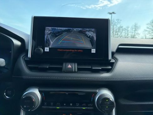 Certified 2023 Toyota RAV4 XLE image 33