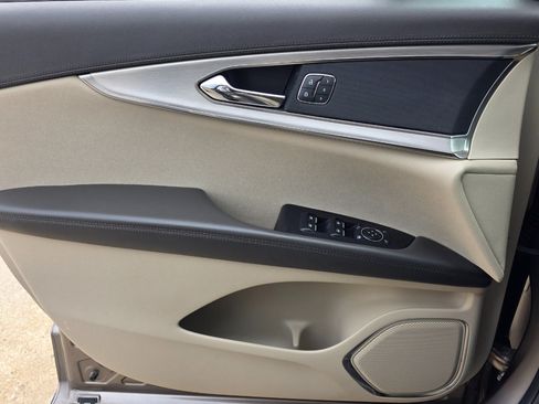 Used 2020 Lincoln Nautilus FWD w/ Equipment Group 101A image 10