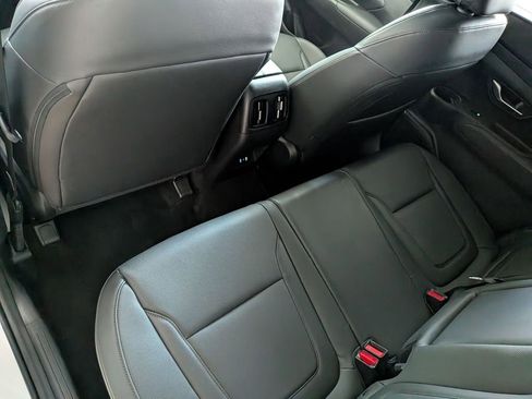 Used 2025 Hyundai Santa Cruz SEL FWD image 22