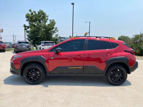 Used 2024 Subaru Crosstrek 2.5i Wilderness w/ Crosstrek Mirror Package AWD/4WD image 2