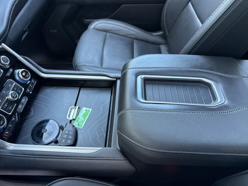 Used 2022 GMC Yukon Denali AWD/4WD image 21