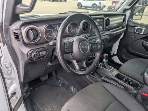 Used 2018 Jeep Wrangler Unlimited Sport S image 7