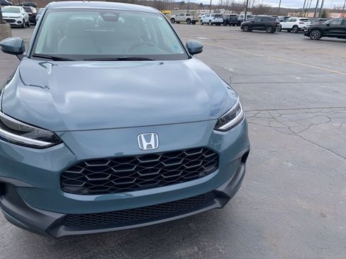 Used 2024 Honda HR-V LX image 8