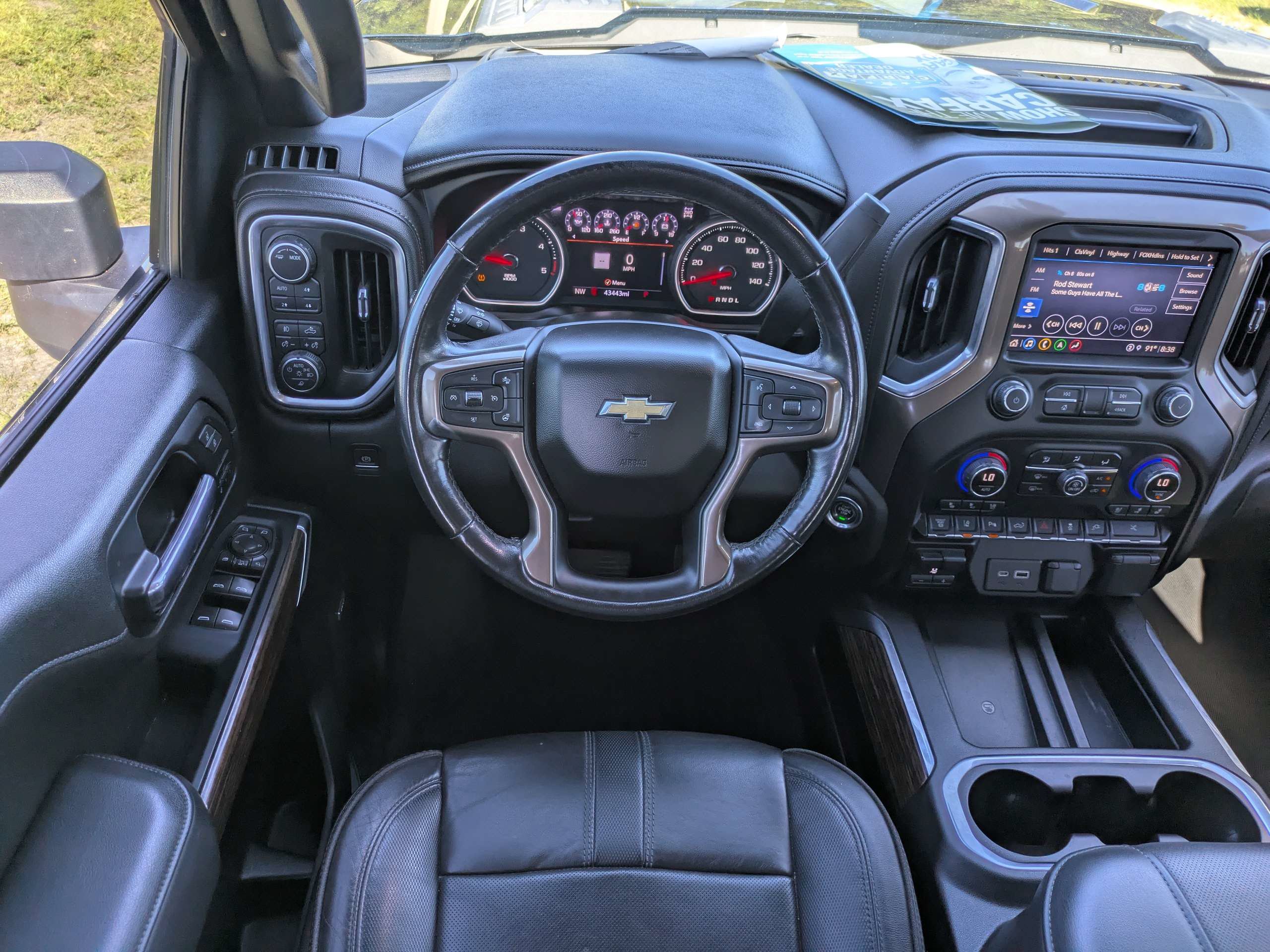 Used 2023 Chevrolet Silverado 3500 High Country AWD/4WD image 15