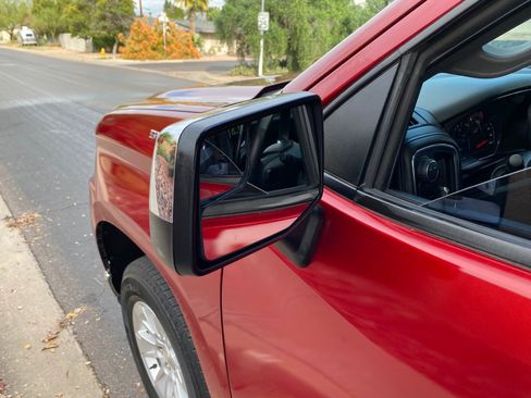 Used 2021 Chevrolet Silverado 1500 LT image 19