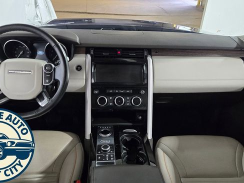 Used 2017 Land Rover Discovery HSE Luxury AWD/4WD image 32