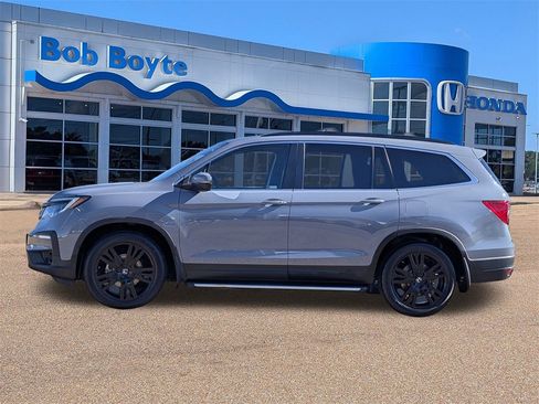 Certified 2022 Honda Pilot Special Edition image 4