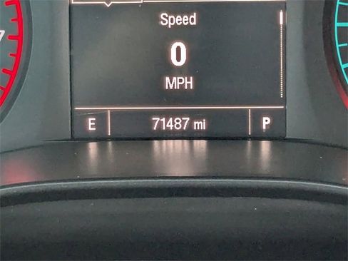 Used 2015 Chevrolet Colorado Z71 image 30