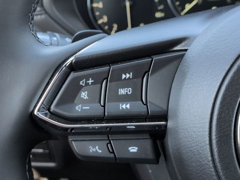 New 2025 MAZDA CX-5 Signature image 24