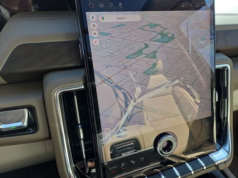 New 2026 GMC Yukon XL Denali w/ Denali Reserve Package image 11