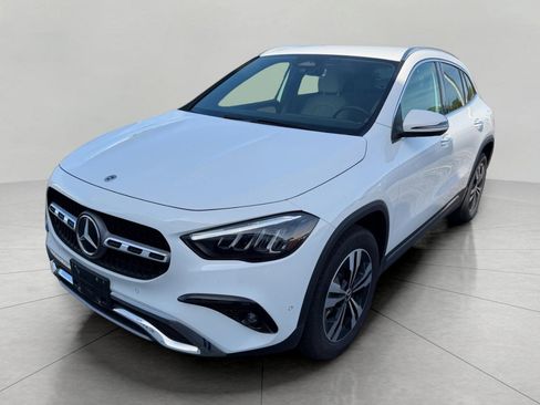 Used 2025 Mercedes-Benz GLA 250 4MATIC image 4