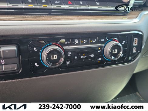 Used 2025 Chevrolet Silverado 1500 LT w/ Protection Package AWD/4WD image 27