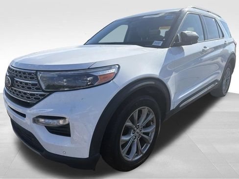 Used 2023 Ford Explorer Limited AWD/4WD image 9