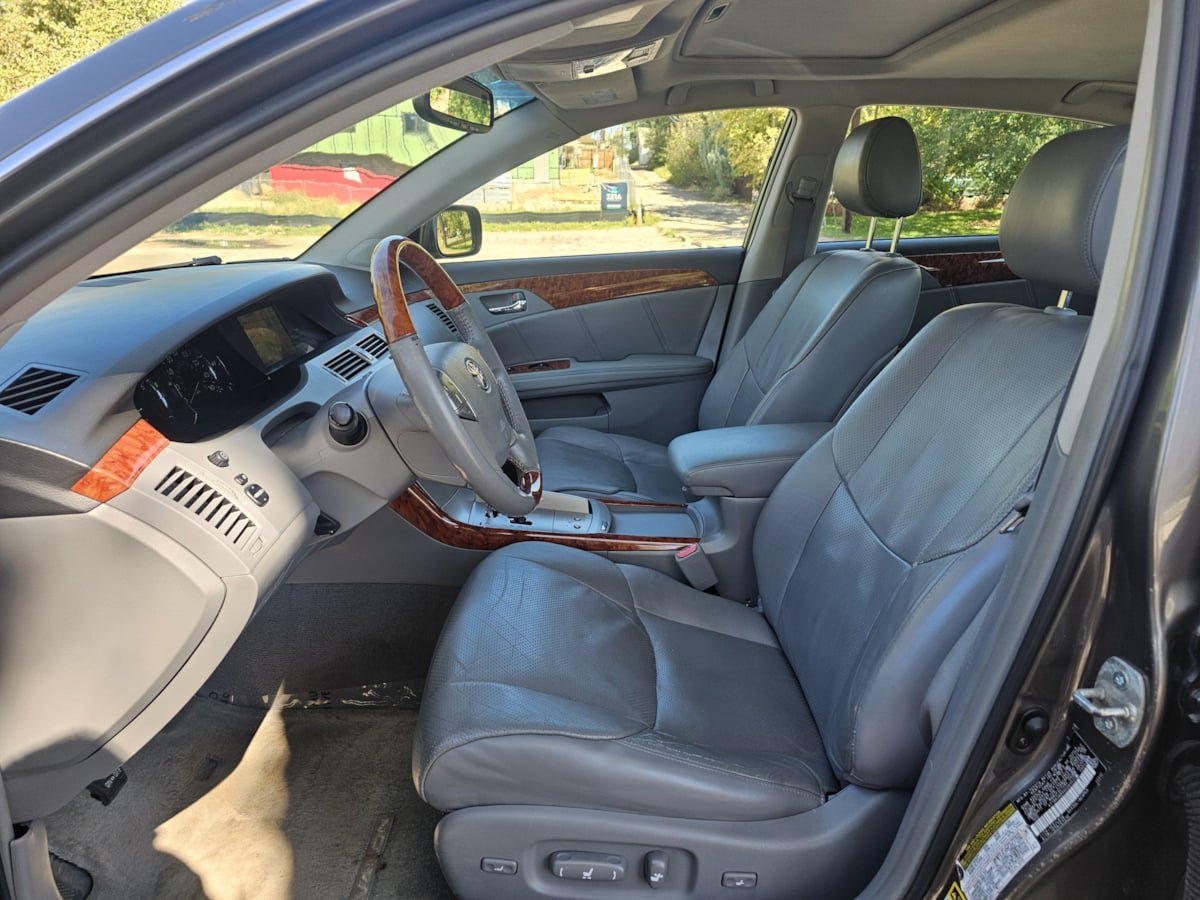 Used 2006 Toyota Avalon Limited FWD image 9