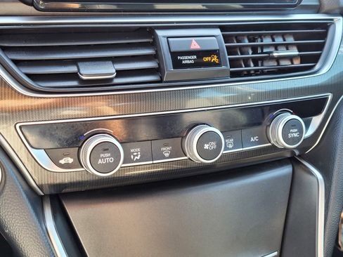 Certified 2018 Honda Accord Sport image 24