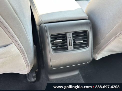 Used 2019 Honda Accord EX image 10