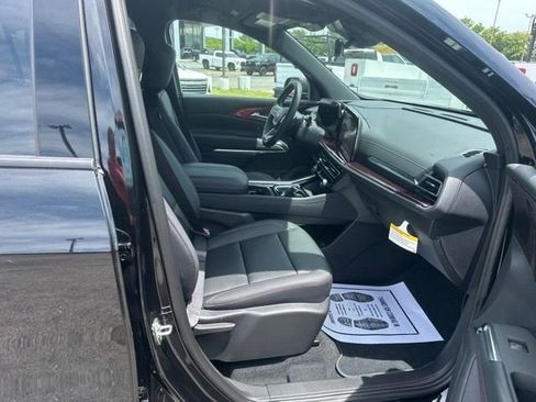 New 2026 Chevrolet Traverse Z71 w/ Driver Confidence Package AWD/4WD image 32