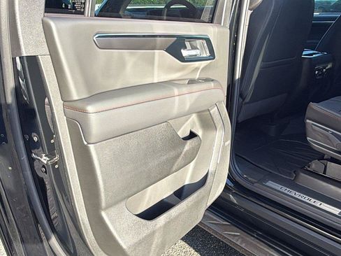 New 2026 Chevrolet Suburban RST w/ Comfort Package AWD/4WD image 18