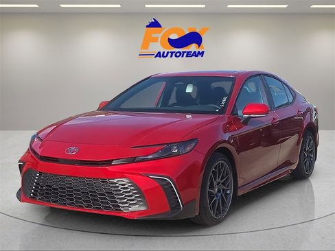 New 2026 Toyota Camry SE image 1