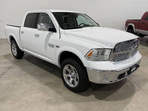 Used 2013 RAM 1500 Laramie w/ Convenience Group AWD/4WD image 6