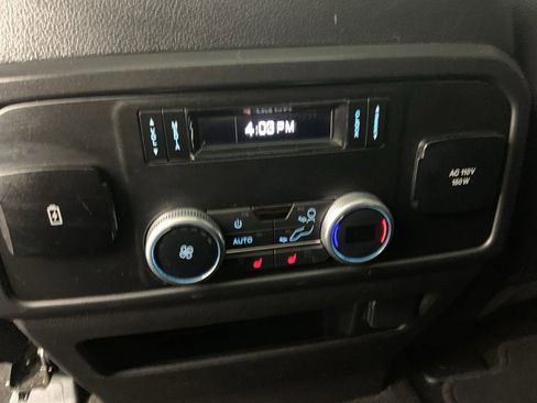 Used 2021 Ford Expedition Limited image 19
